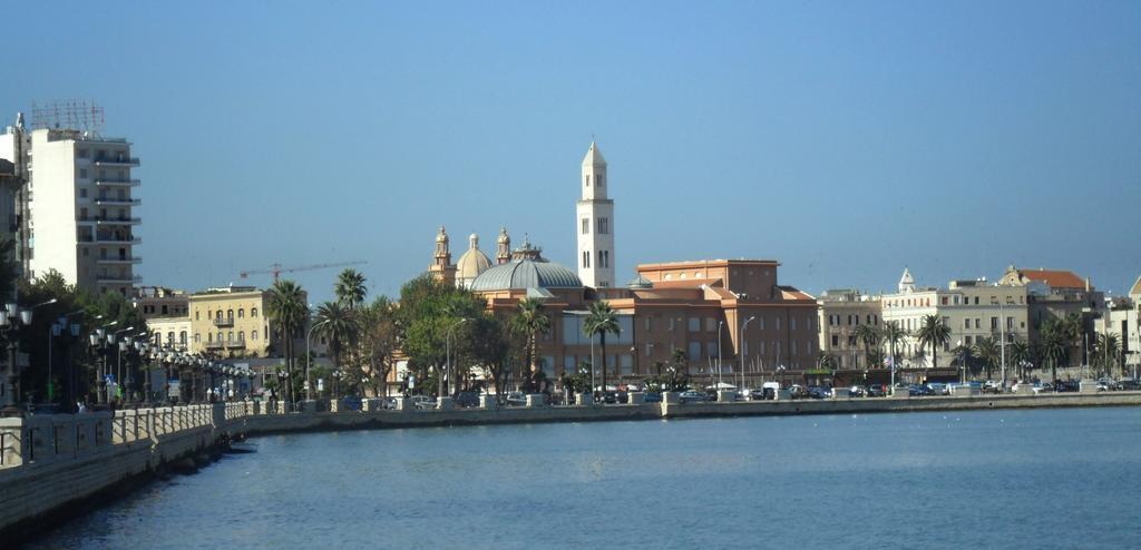 Palazzo Verrone Bari Exterior photo